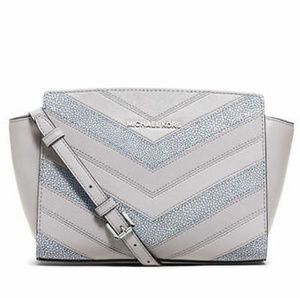 Michael Kors Chevron Medium Selma Crossbody